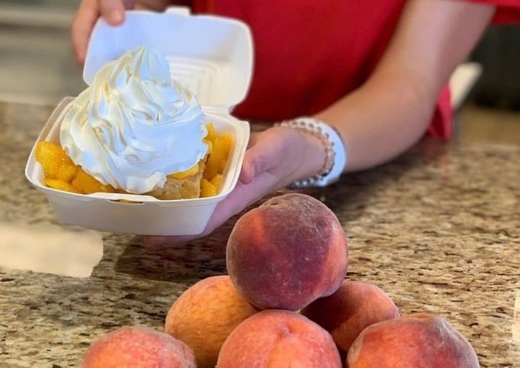 7 Irresistible Peach Dishes You Have To Try In Atlanta