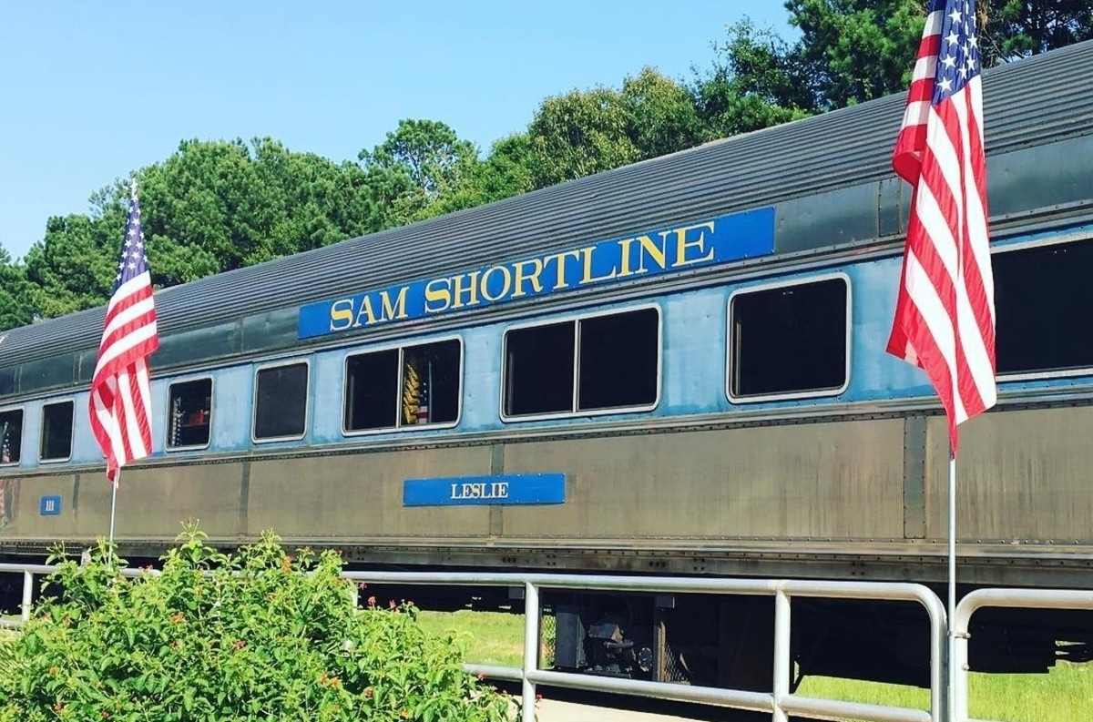 Go Back In Time And Take A Historic Ride On SAM Shortline