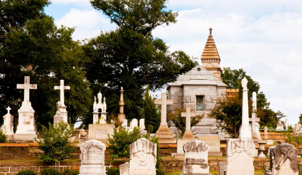 7 Of The Most Haunted Places In Atlanta To Check Out This Spooky Season