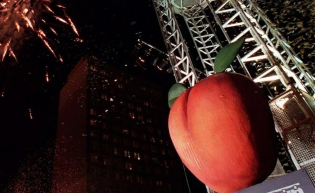 The Iconic Peach Drop Will Return To Underground Atlanta This NYE!