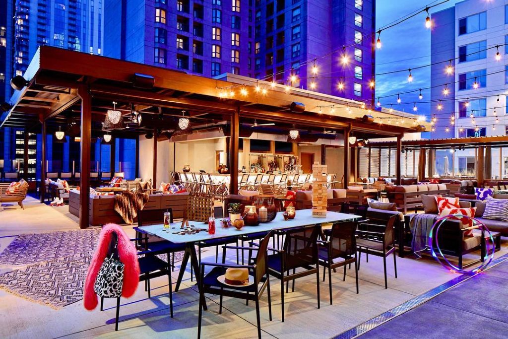 The 7 Best Rooftop Bars In Atlanta With Gorgeous Views Of The Skyline Secret Atlanta 3101