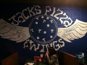 Jacks pizza and wings in the highlands