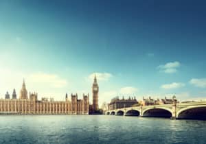 Low-cost flights to London from the US