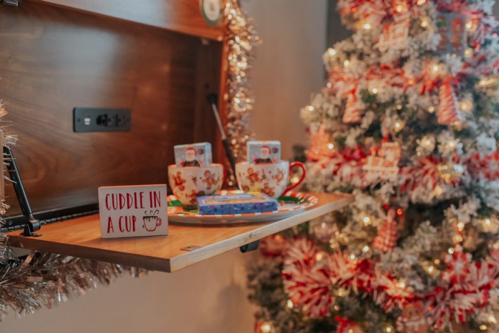 Enjoy A Cozy Christmas Staycation At Bellyard’s “Sweet Escape” Room