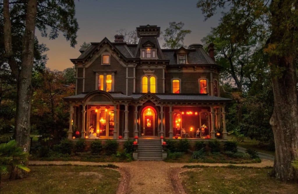 Mansion in Rome, Georgia from Stranger Things